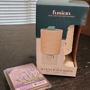 Fusion Accent Wax Warmer with Lavender Vanilla Wax